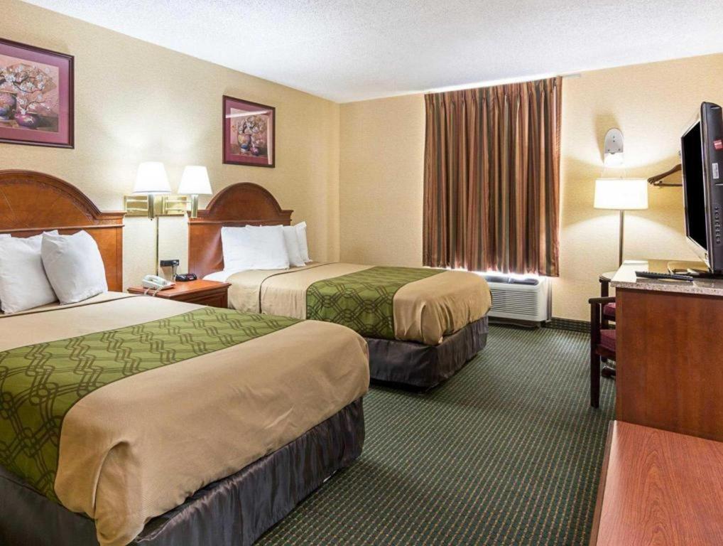 Econo Lodge Near Quantico Marine Base Дамфріс Екстер'єр фото